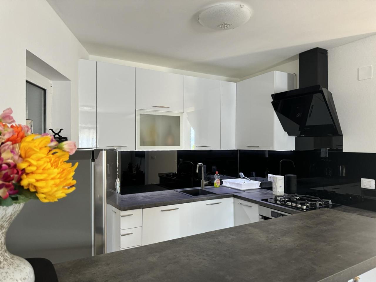 Heart Of Stone Apartament Tulisevica